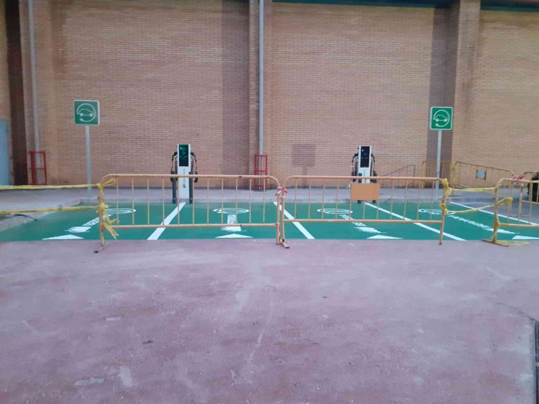 e0aa50f1-ab46-4dbb-b578-b3c704c9da03